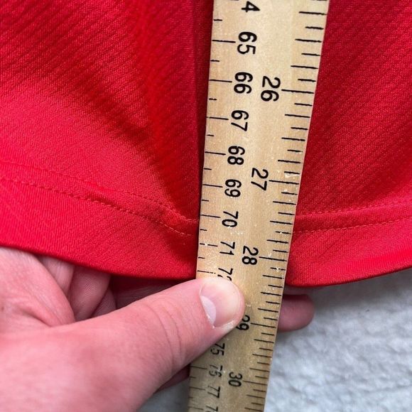 Under Armour Golf Polo Mens Size L Large Loose (Measured 23 1/4" X 28 1/4") Red - Picture 5 of 9